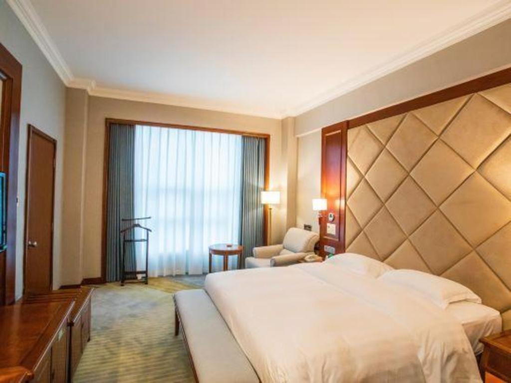 Fenggang Gladden Hotel Tiantangwei Eksteriør bilde