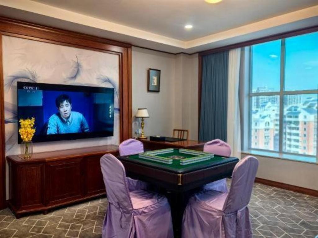 Fenggang Gladden Hotel Tiantangwei Eksteriør bilde