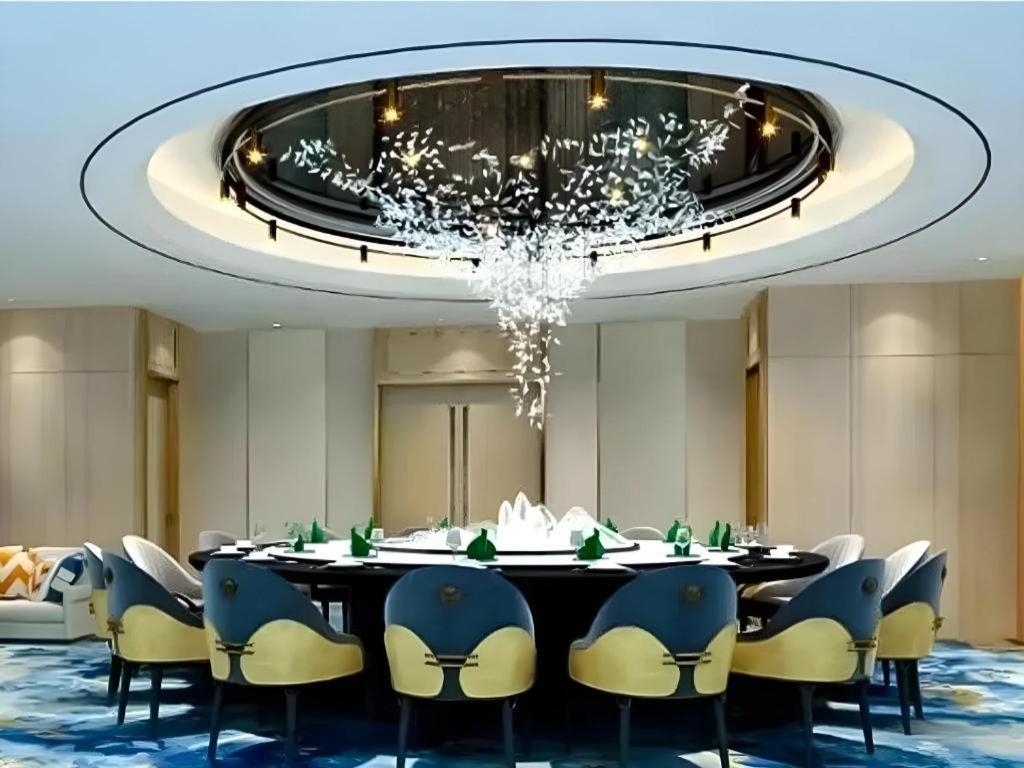 Fenggang Gladden Hotel Tiantangwei Eksteriør bilde